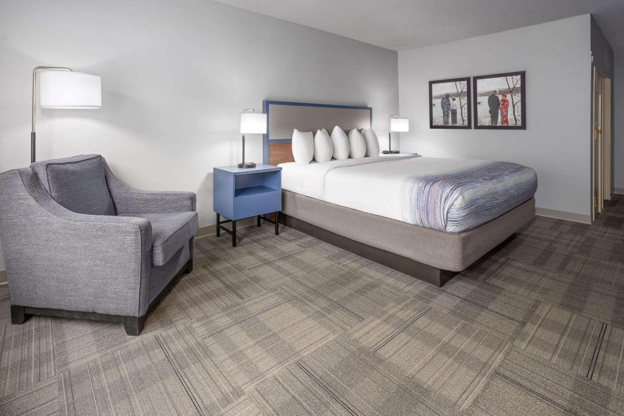 Americinn By Wyndham Iron Mountain Εξωτερικό φωτογραφία