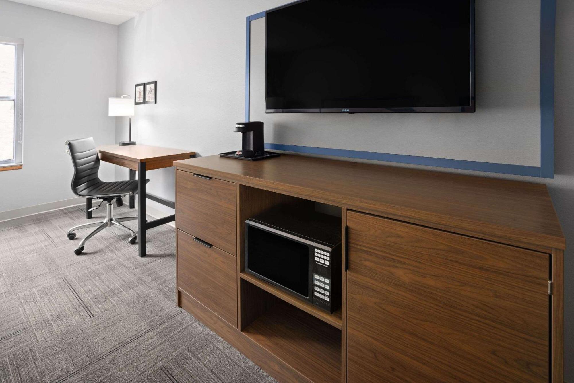 Americinn By Wyndham Iron Mountain Εξωτερικό φωτογραφία